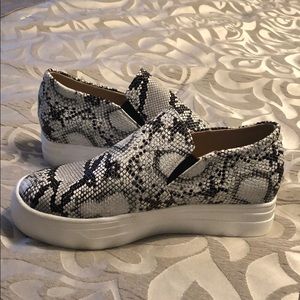 Brand new patterened slip on sneaker!